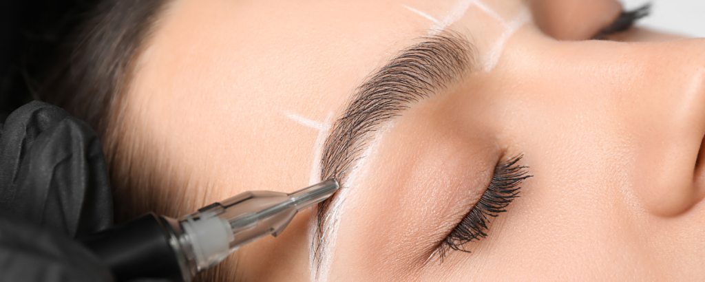Award in Brow Art and Eye Make Up Techniques
